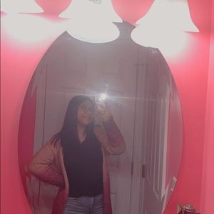 Meet your Posher, Maria